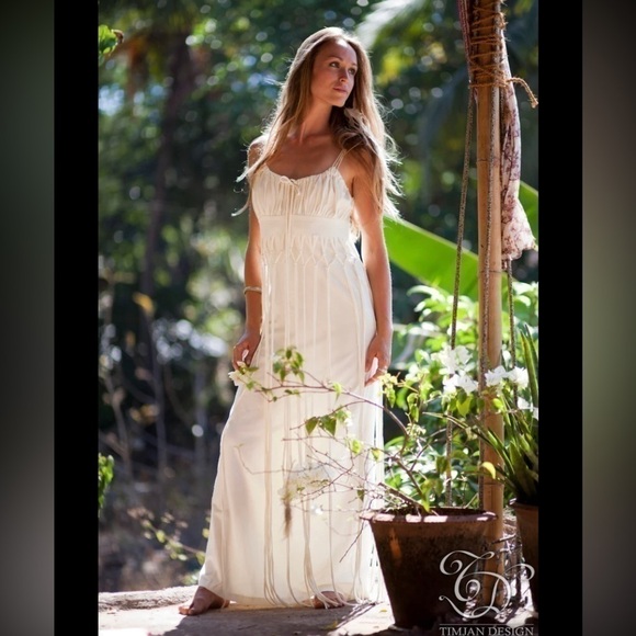 Timjan Design Dresses & Skirts - TimJan Design Dionysus Cream Dress XS